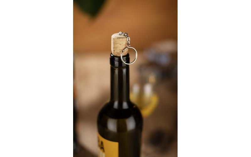 Brelok WINE