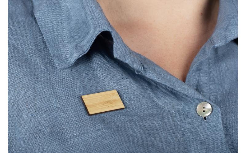 Przypinka bambusowa PINBOO