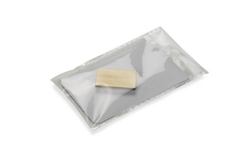 Przypinka bambusowa PINBOO